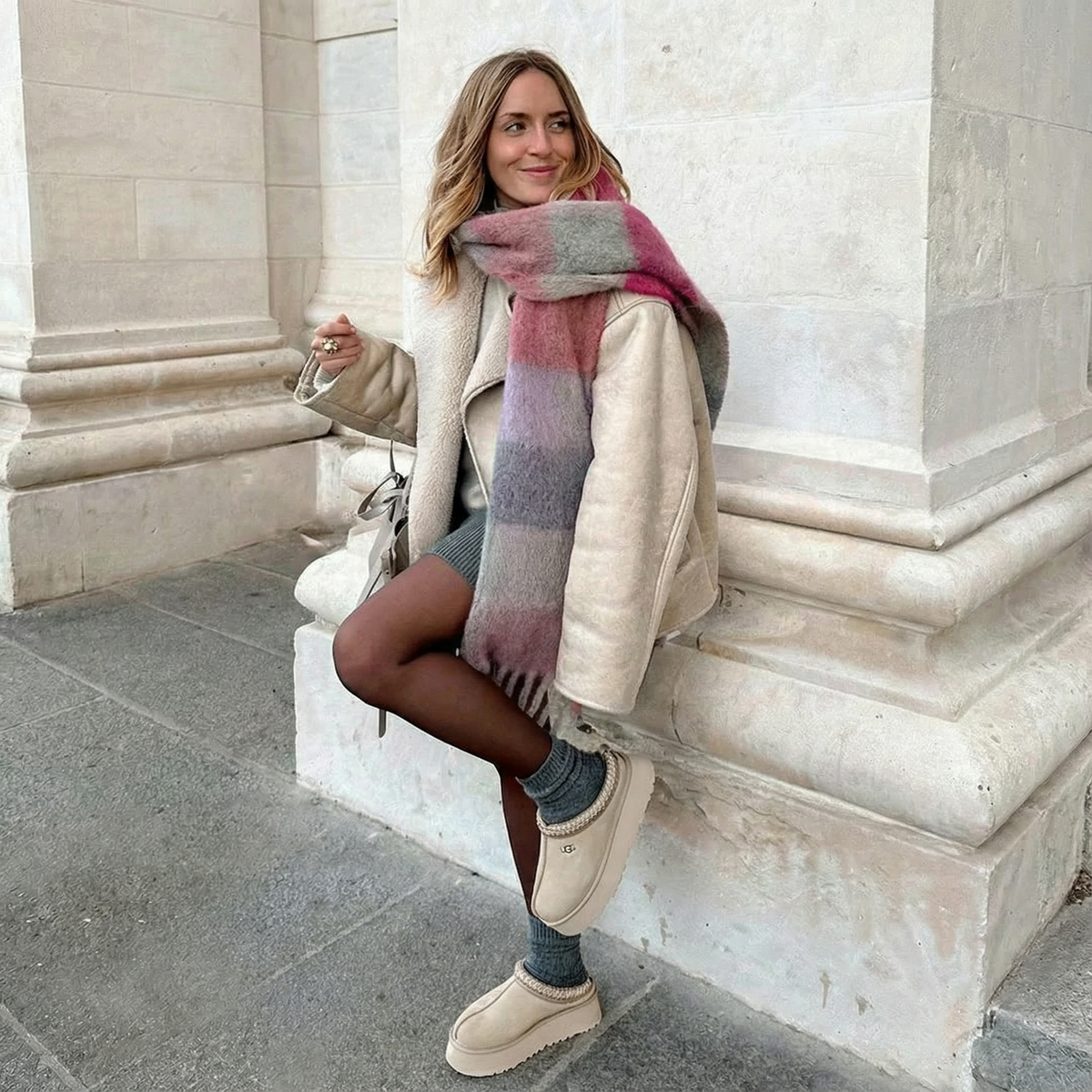 EMILIA™║Abrigo