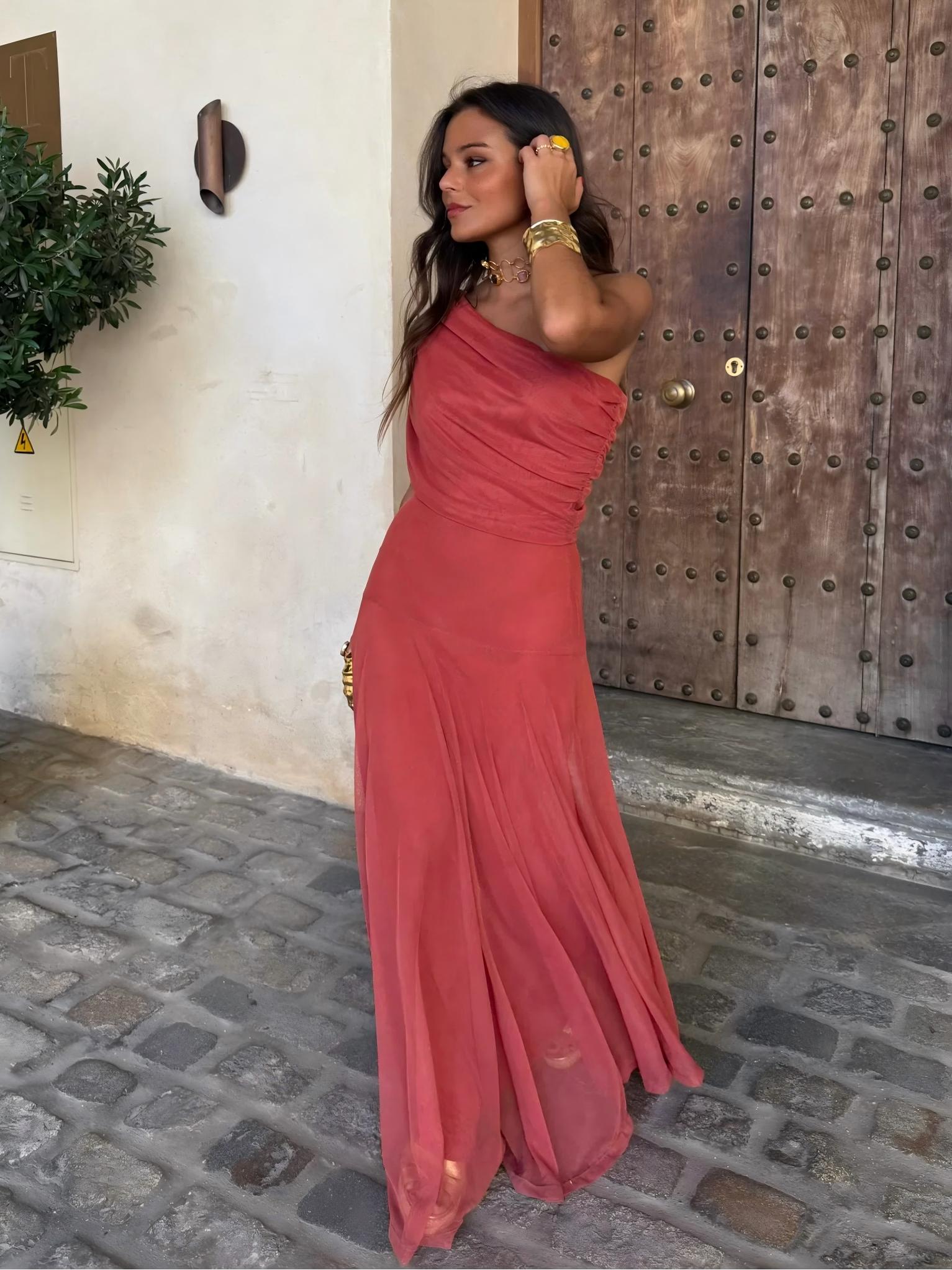 Vestido Toledo: Maxi de un hombro en Mesh