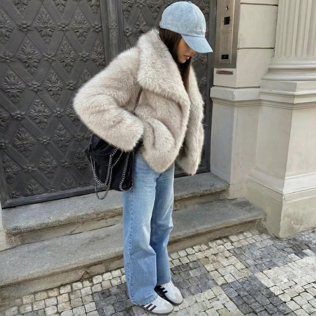 VICTORIA™║Abrigo de piel