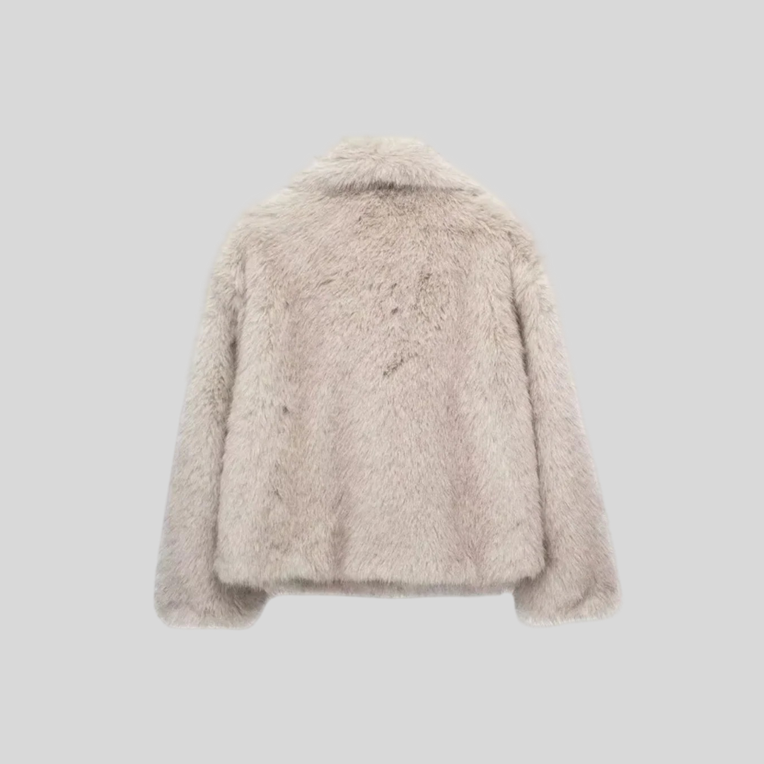 VICTORIA™║Abrigo de piel