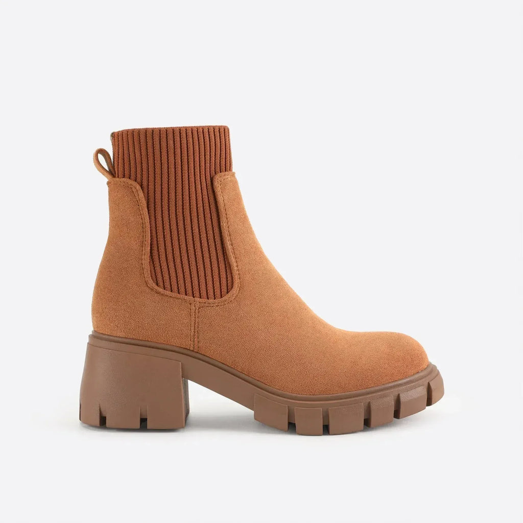 Boreal™ | Botas chelsea de caña baja con forro cálido y acabado premium